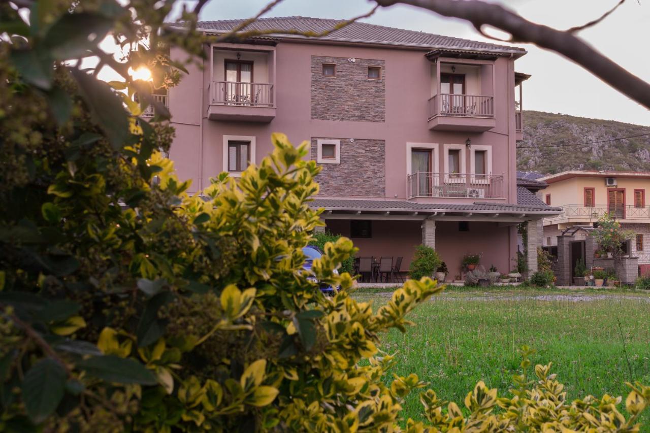 Akrolimnion Hotel ヨアニナ エクステリア 写真